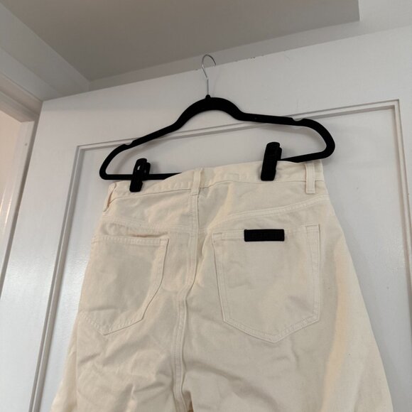 Fear Of God Essentials 5 Pocket Denim Jeans In Cloud Dancer Straight Leg - Picture 11 of 11